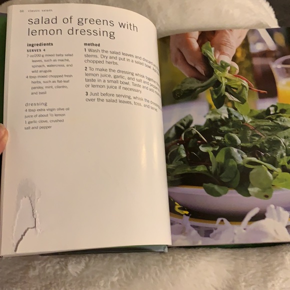 Salads full colour cookbook - Picture 8 of 9